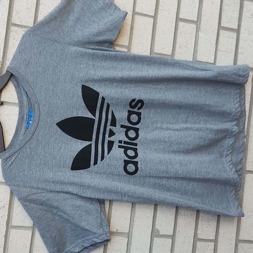 Adidas T-shirt/